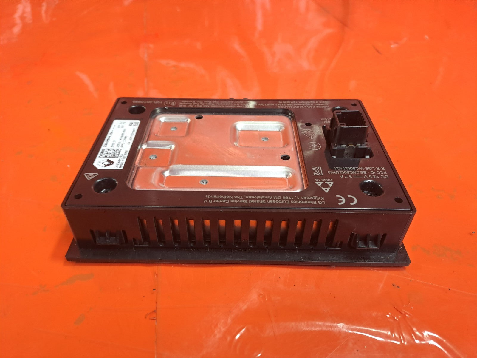 ✅2021 Renault Captur MK2 Iconic Phone Induction Charger 283426677R A385 - Image 4