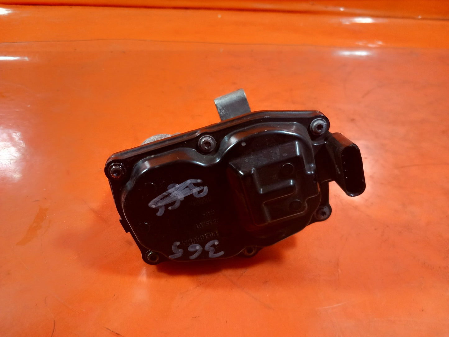 ebay-src:https://i.ebayimg.com/00/s/mtiwmfgxnjaw/z/y9gaaeswjffqkskb/$_57.jpg