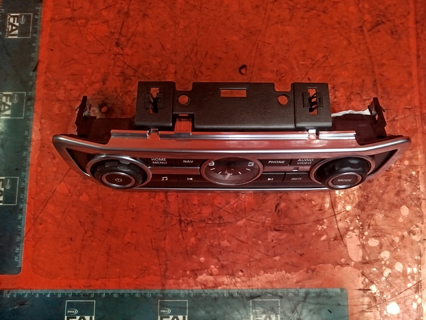 ✅2011 LAND ROVER DISCOVERY 4 L319 RADIO CONTROL SWITCH PANEL AH2218C858BF A239 - Image 7
