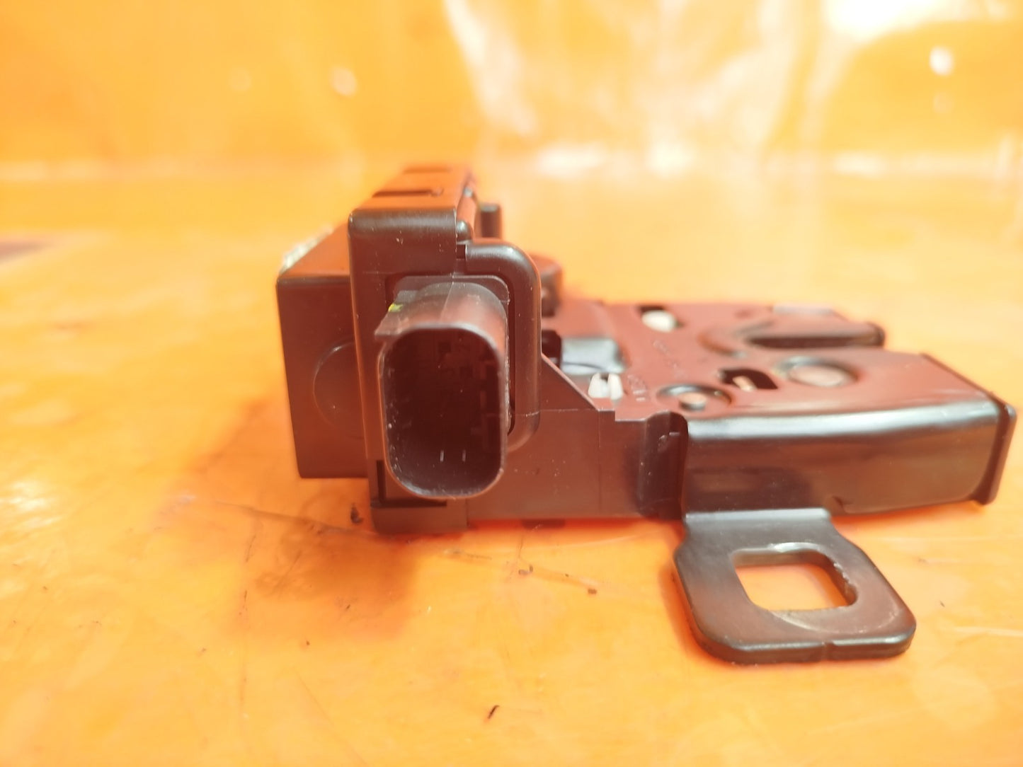 ✅LAND ROVER RANGE ROVER L320 2.7 DIESEL 2007 TAILGATE BOOT LID WINDOW LOCK A284 - Image 7