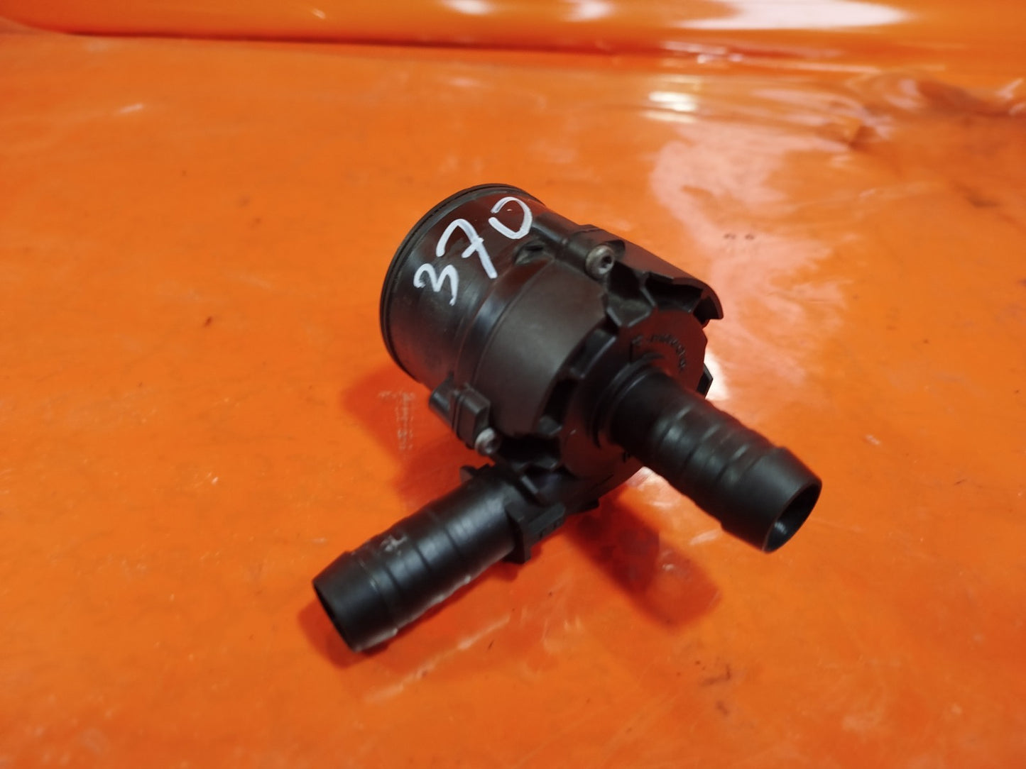 ✅Ford Transit Custom 2.0 Diesel 2021 Auxiliary Coolant Water Pump KK2118D473BD - Image 2