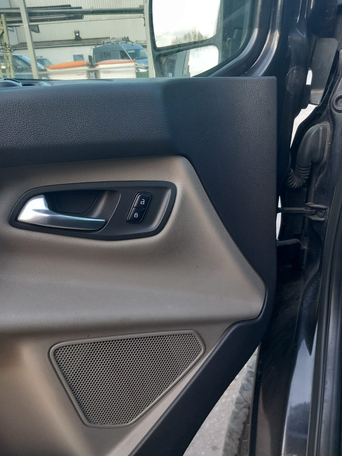 ✅2015 Ford Tourneo Custom Front Left Door Card Panel + Warranty A371 - Image 2