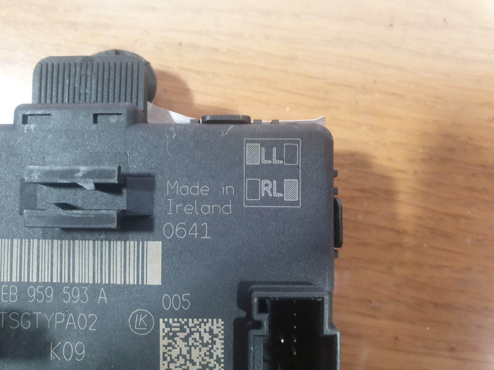 ✅Audi Q4 E-Tron S Line 2023 Front Right Door Control Unit 1EB959593A Warranty - Image 4