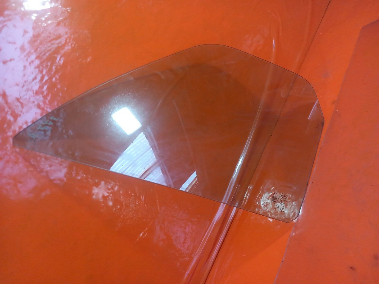 2015 Ford Tourneo Custom Front Right Quarter Window Glass BK21-V21418-A A377 - Image 3