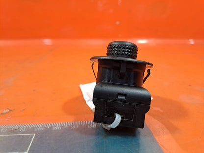 ✅2011 LAND ROVER DISCOVERY 4 L319 STEERING WHEEL ADJUSTMENT SWITCH XPB500180 239 - Image 5