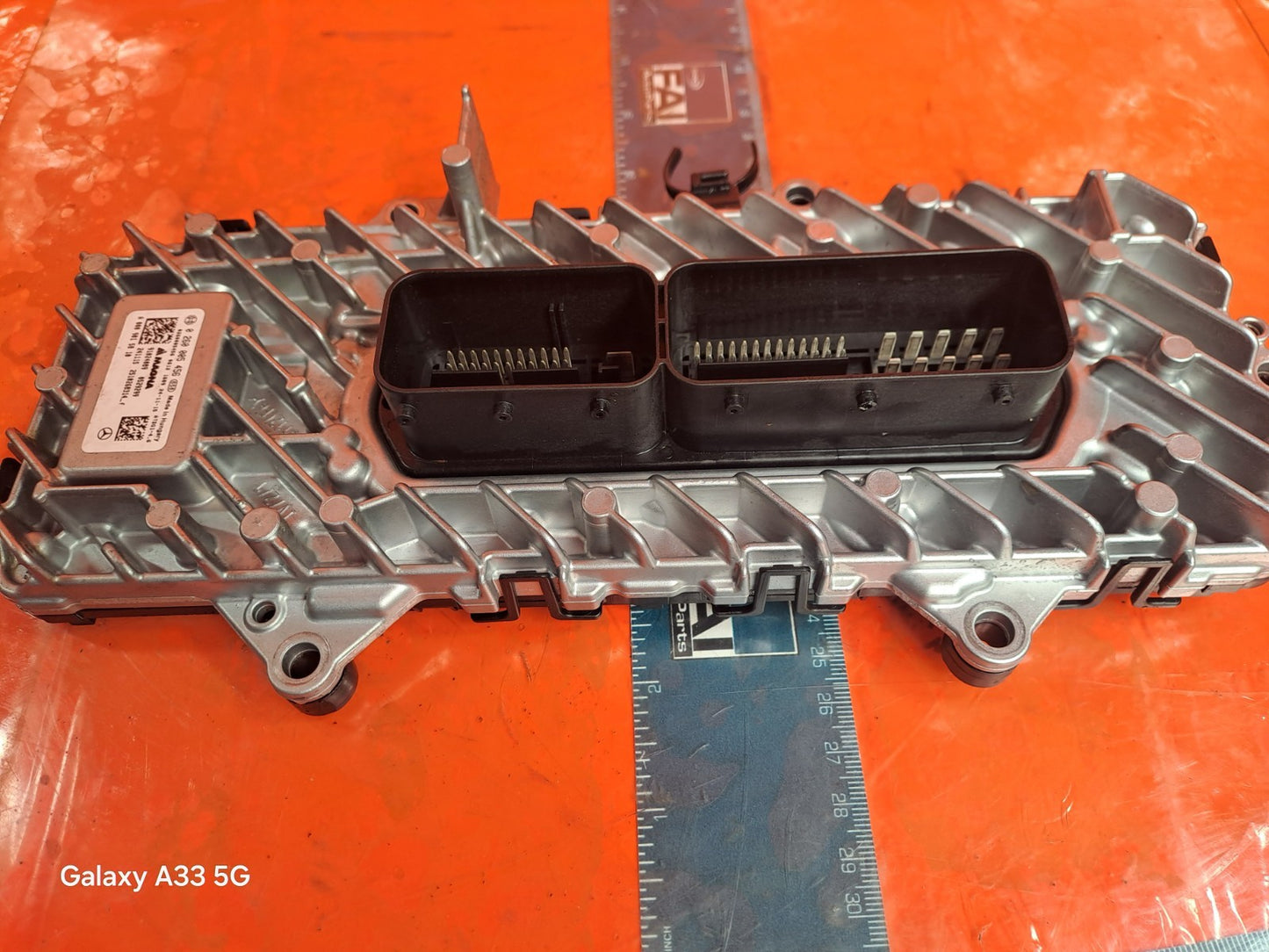 ebay-src:https://i.ebayimg.com/00/s/mtiwmfgxnjaw/z/t1kaaeswsnbo92fm/$_57.jpg