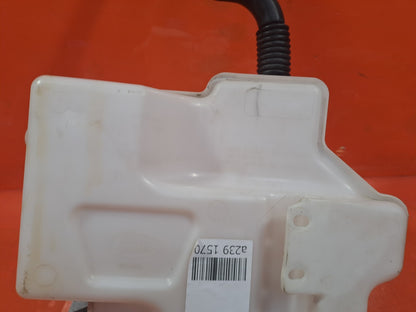 ✅2011 LAND ROVER DISCOVERY 4 L319 WINDSCREEN WASHER BOTTLE AH22-17A645-AD A239 - Image 2