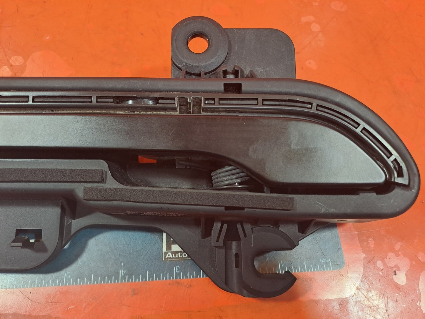 2024 TESLA MODEL 3 LONG FRONT RIGHT EXTERIOR DOOR HANDLE 1780885-00-A A207 - Image 2