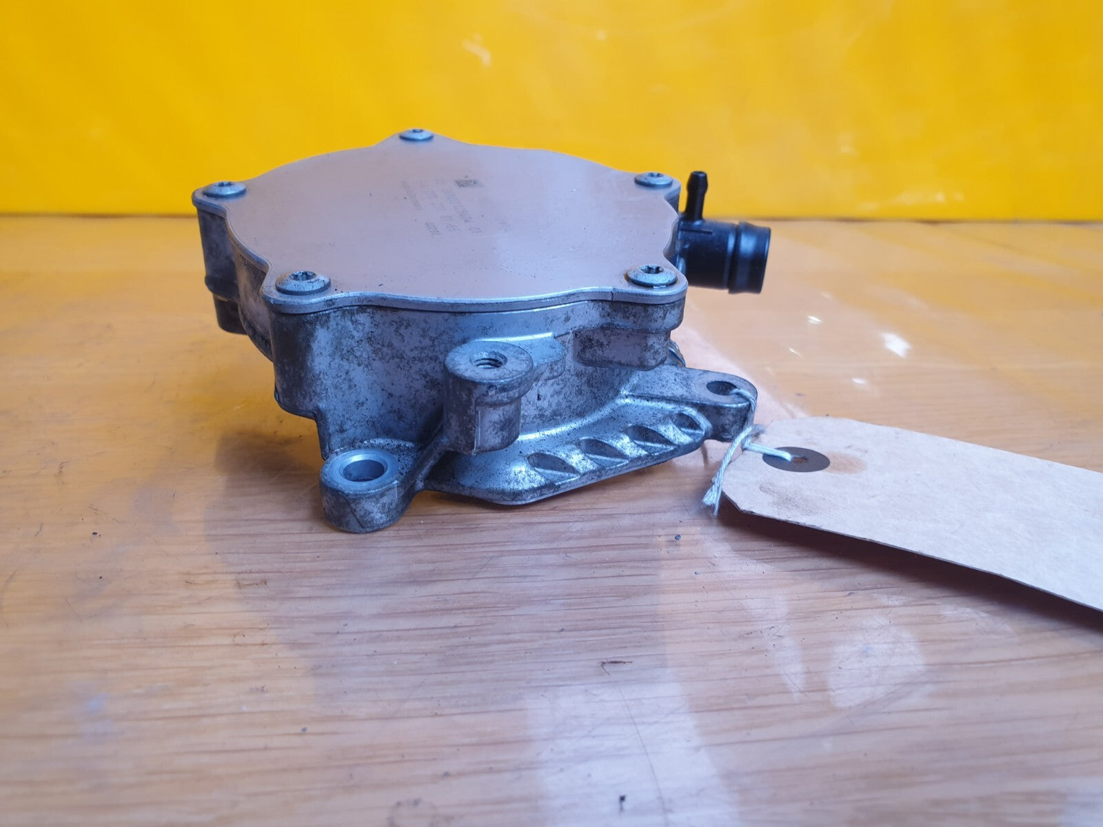 ebay-src:https://i.ebayimg.com/00/s/mtiwmfgxnjaw/z/4uaaaoswvhdliyvx/$_57.jpg