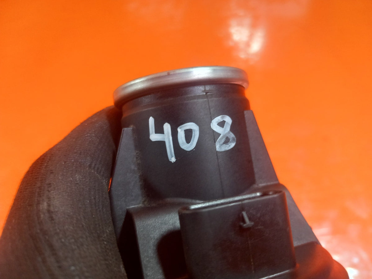 ebay-src:https://i.ebayimg.com/00/s/mtiwmfgxnjaw/z/rkoaaeswjurqs3-1/$_57.jpg