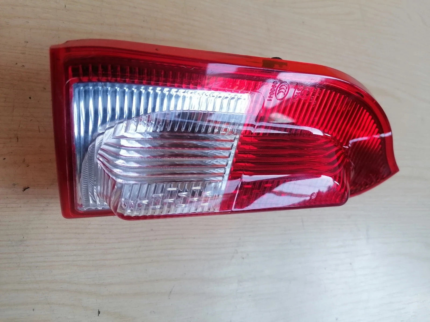 ebay-src:https://i.ebayimg.com/00/s/mtiwmfgxnjaw/z/yruaaesw1urp-dk6/$_57.jpg
