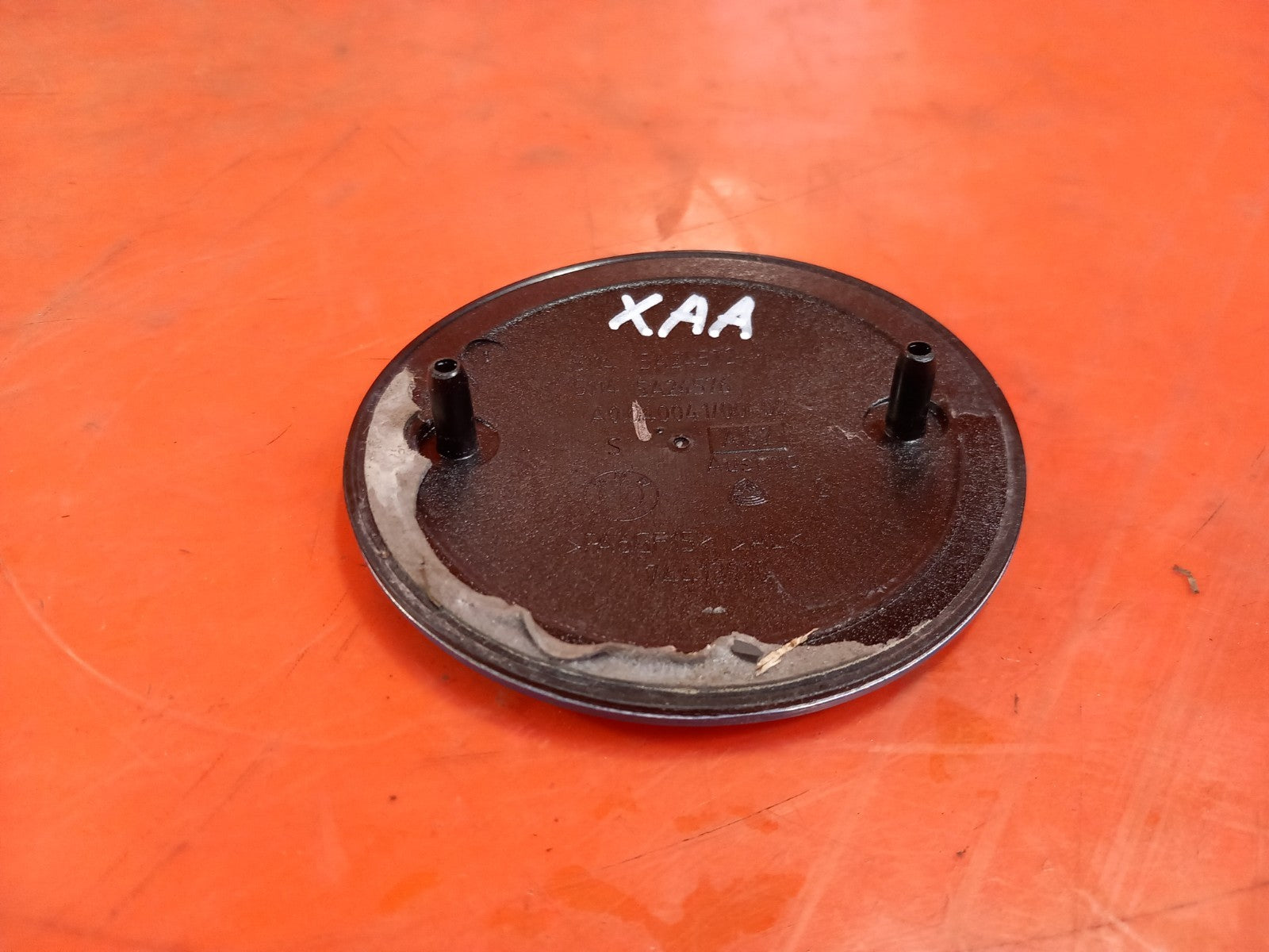 BMW G30 G31 LCI G20 Bonnet Hood Badge 5A24572 Warranty xAA - Image 8