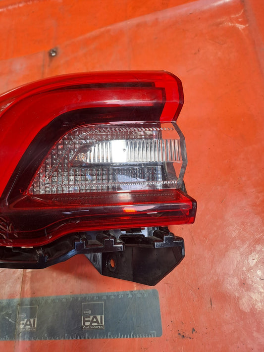 ✅FORD KUGA ST-LINE 2.5 PETROL 2025 REAR LEFT OUTER TAIL LIGHT PV4B13405AC A326 - Image 2