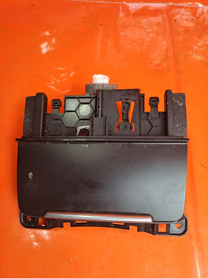 ✅Audi Q5 S Line 2012 2.0 Diesel FRONT AHSTRAY CONSOLE 8K0857951 Warranty A291 - Image 2