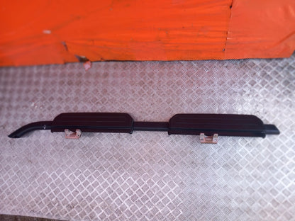 Land Rover Defender L663 3.0 Diesel 2025 Left Running Board L8BM16490CC A396 - Image 1
