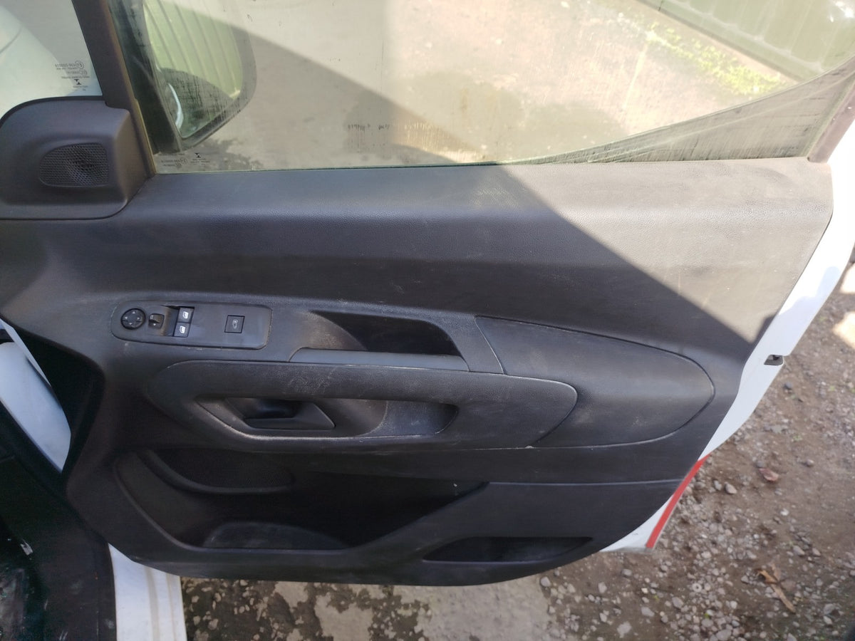 Vauxhall Combo MK4 1.5 Diesel 2020 Front Right Door Card Warranty A414 - Image 4