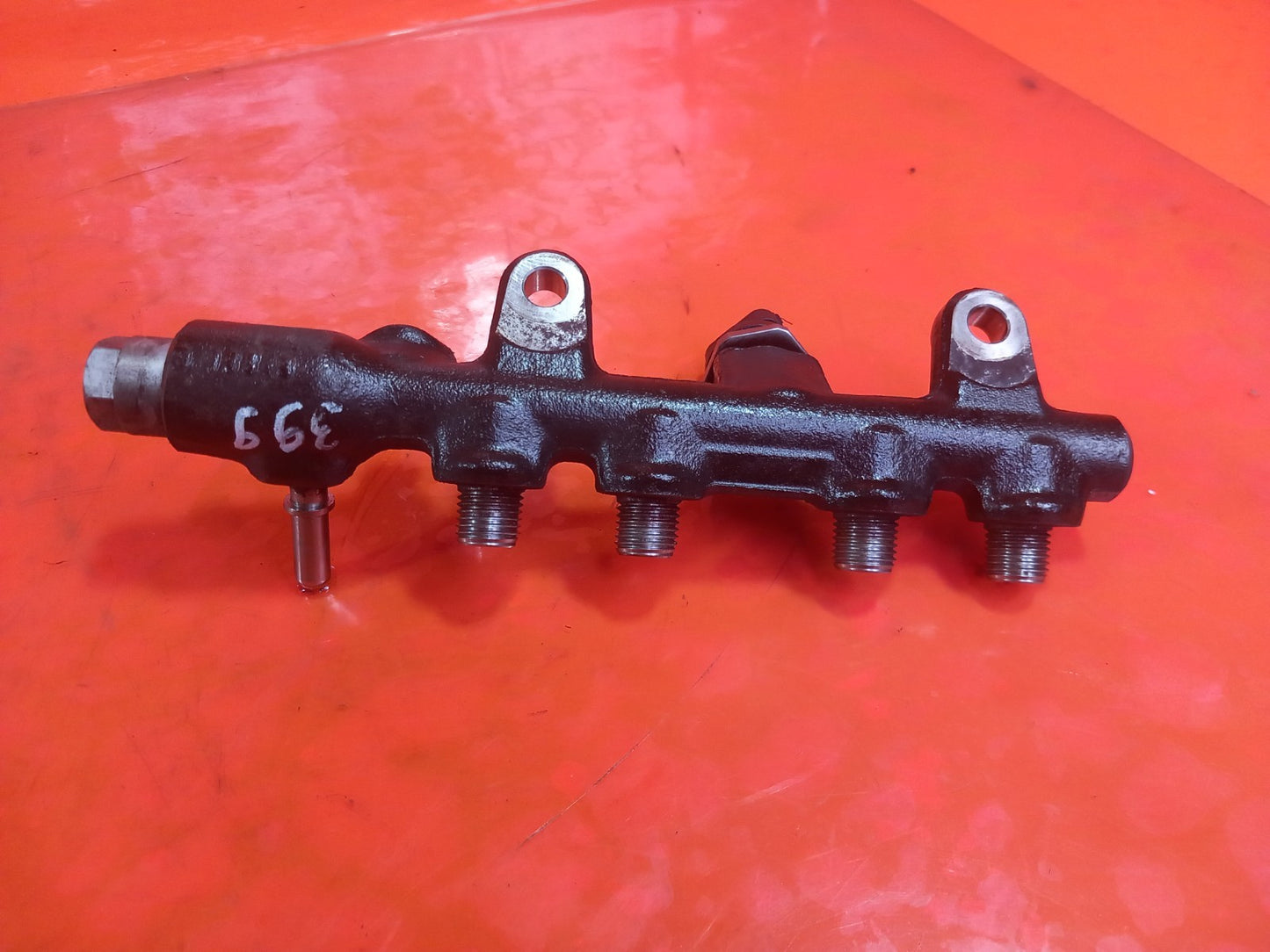 2021 Mercedes W415 Citan Fuel Injector Rail Warranty A399 - Image 7
