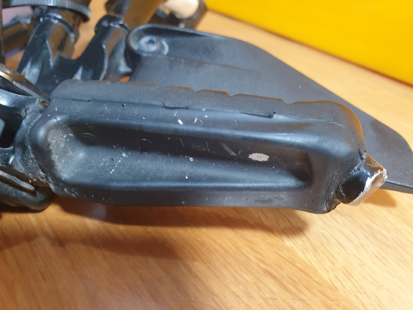 ✅KTM 125 Duke Petrol 2019 Rear Pillion Footrest Pair JP113013 + Warranty A135 - Image 12