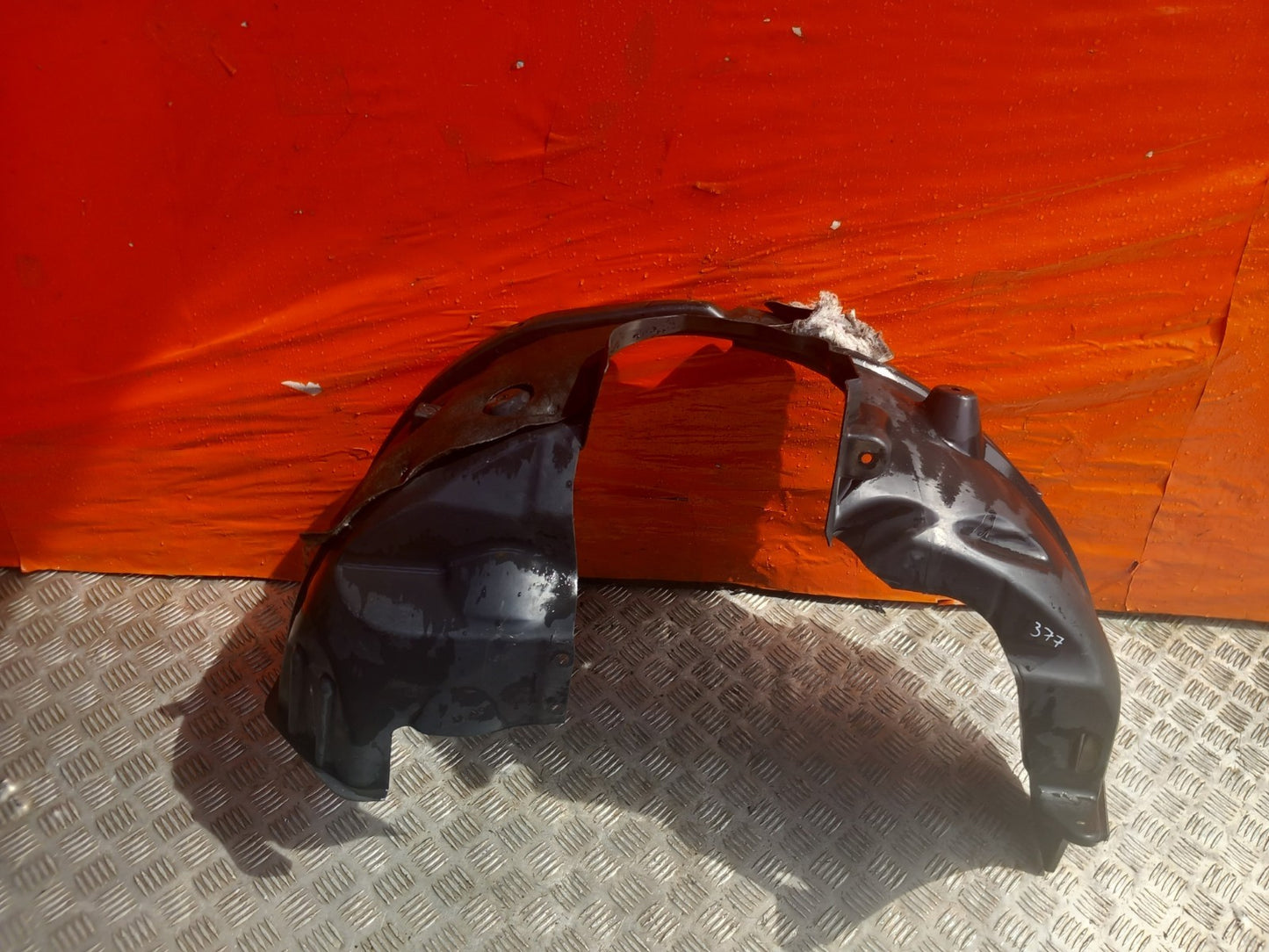Ford Tourneo Custom 2.2 Diesel 2015 Front Left Wheel Arch Liner FK2116115A A377 - Image 2
