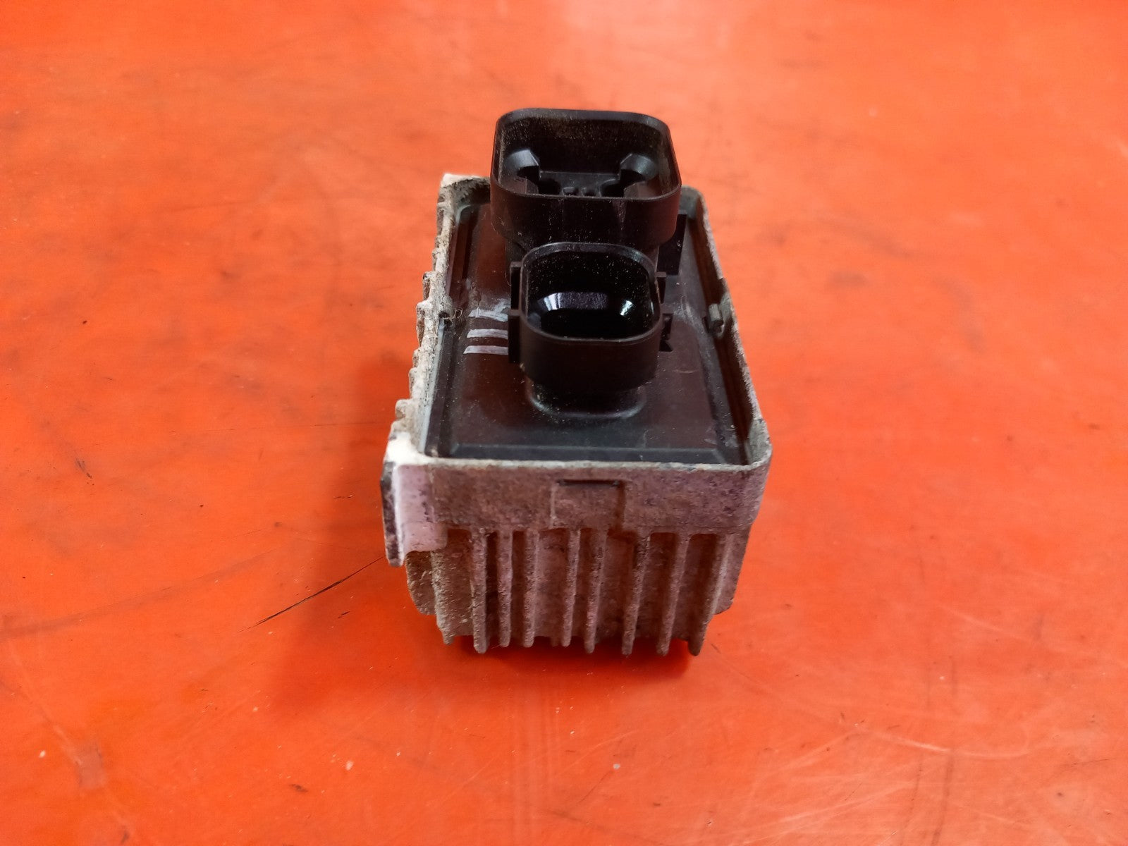 ebay-src:https://i.ebayimg.com/00/s/mtiwmfgxnjaw/z/zj0aaeswlyzqjaei/$_57.jpg
