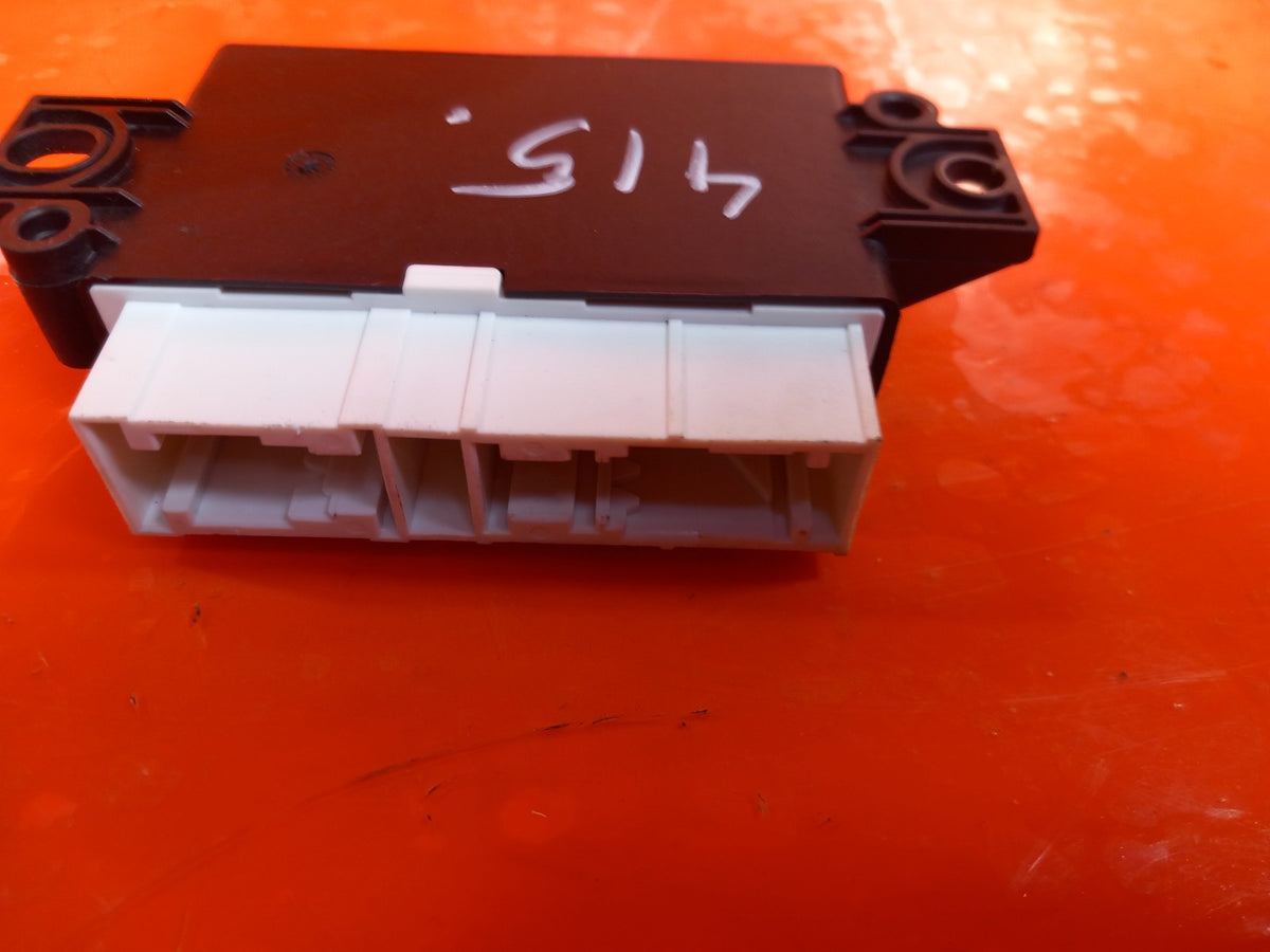 Citroen Berlingo 650 1.5 Diesel 2021 Parking Distance Control Module A415 - Image 6