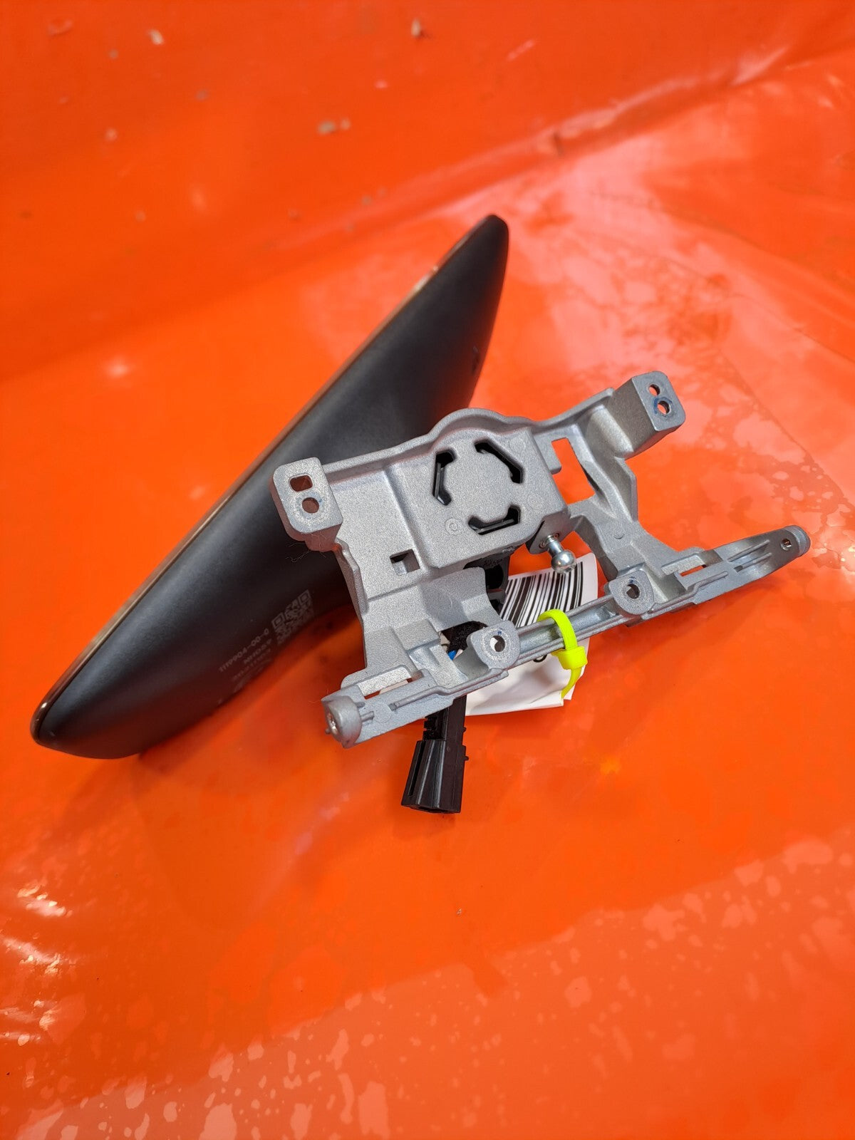 ebay-src:https://i.ebayimg.com/00/s/mtywmfgxmjaw/z/hhaaaoswycrnqk-x/$_57.jpg