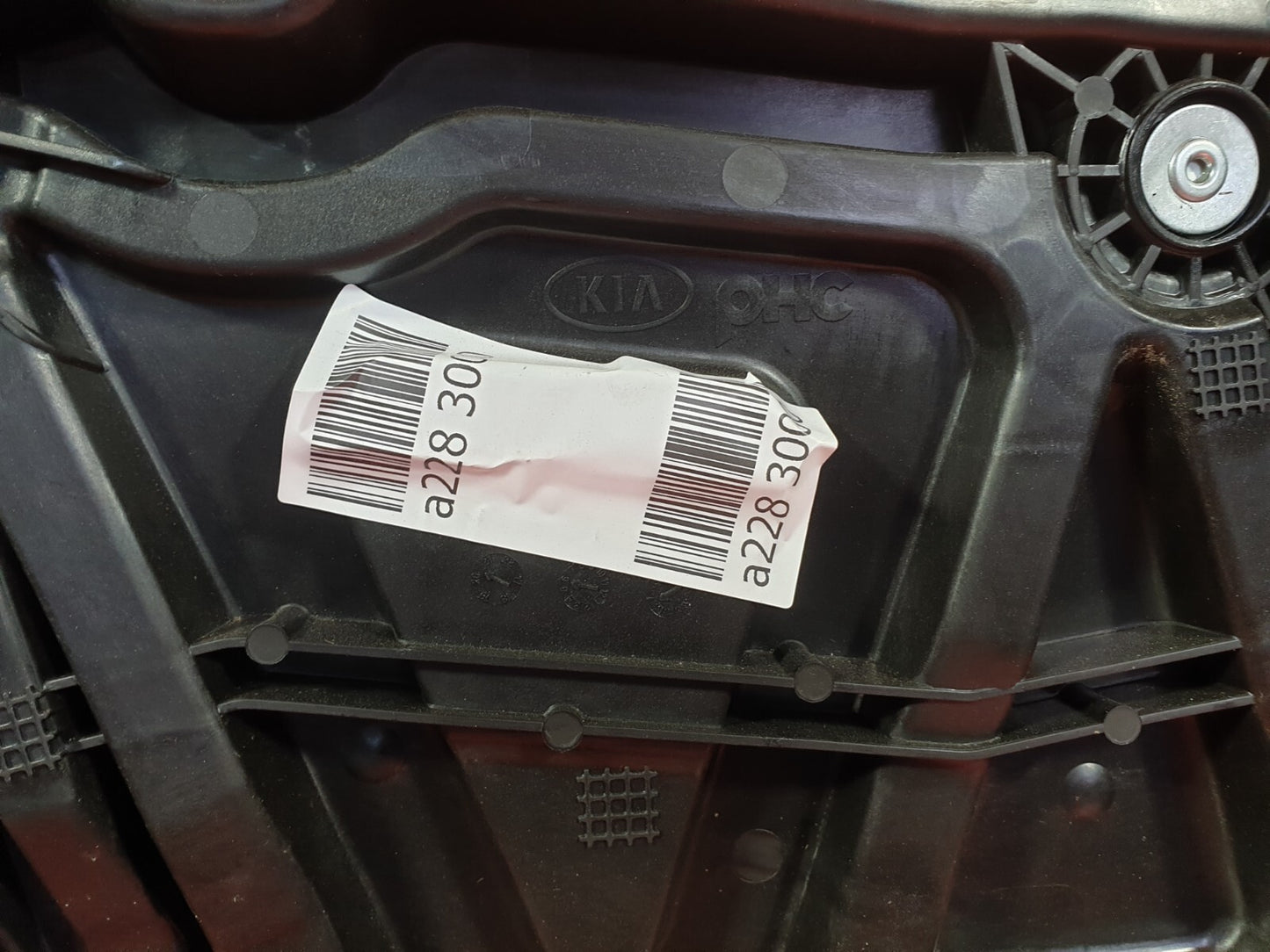 KIA XCEED 1.5 PETROL 2021 FRONT LEFT DOOR WINDOW REGULATOR 82470-J7160 Warranty - Image 6