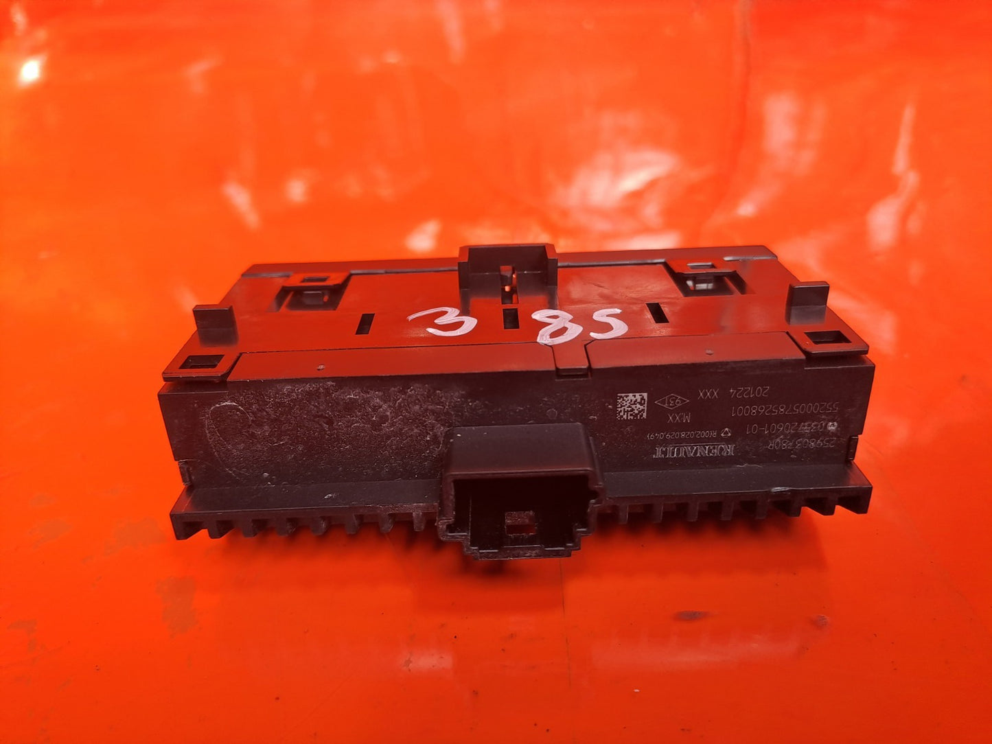 ✅2021 Renault Captur MK2 Headlight Level Control Switch 259803780R A385 - Image 10