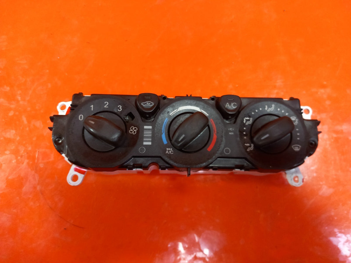 ebay-src:https://i.ebayimg.com/00/s/mtiwmfgxnjaw/z/ydgaaeswlczqzkee/$_57.jpg