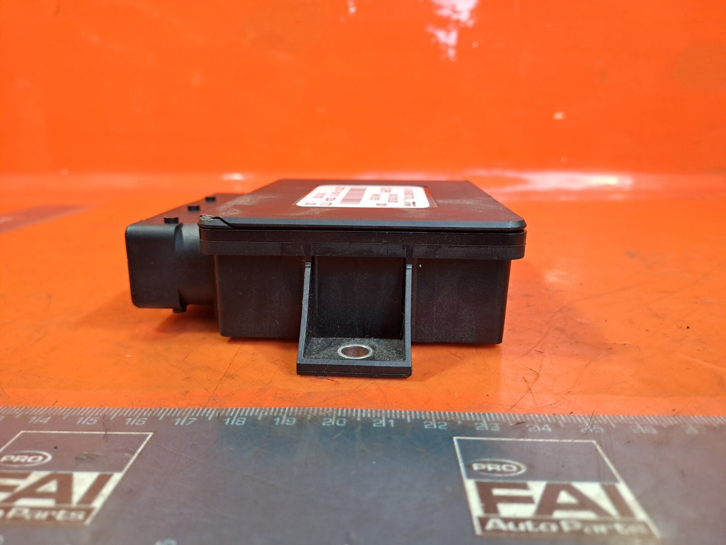 ✅MERCEDES W176 A180 1.6 PETROL 2012 PARKING HANDBRAKE CONTROL MODULE ECU A213 - Image 3