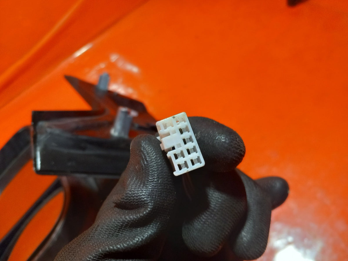 ebay-src:https://i.ebayimg.com/00/s/mtiwmfgxnjaw/z/pawaaeswcjxq4zde/$_57.jpg