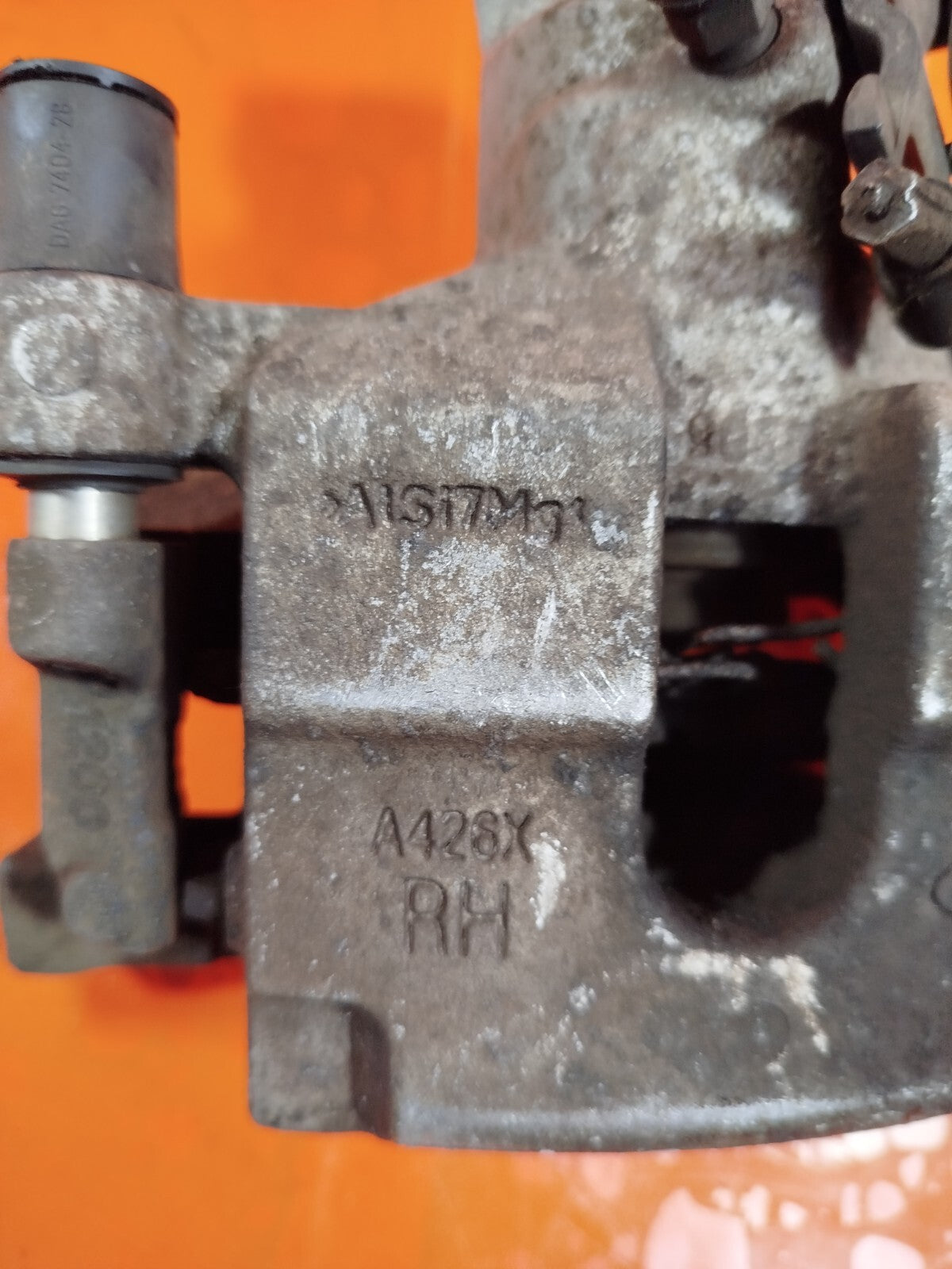 ✅FORD FIESTA MK8 VIGNALE 1.0 PETROL 2018 REAR RIGHT BRAKE CALIPER H1BC2552A - Image 9