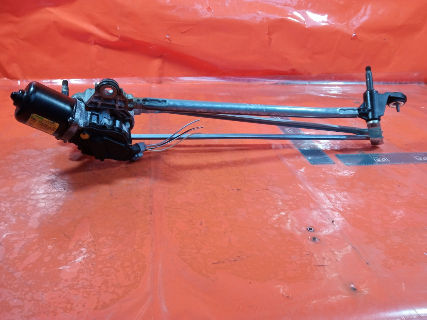 ✅Dacia Duster Journey 1.3 Petrol 2024 Front Wiper Linkage & Motor 288003099R - Image 11