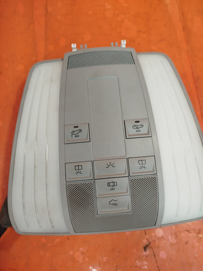 ✅2011 MERCEDES E CLASS W212 INTERIOR FRONT ROOF READING LIGHT A2129064301 A269 - Image 4