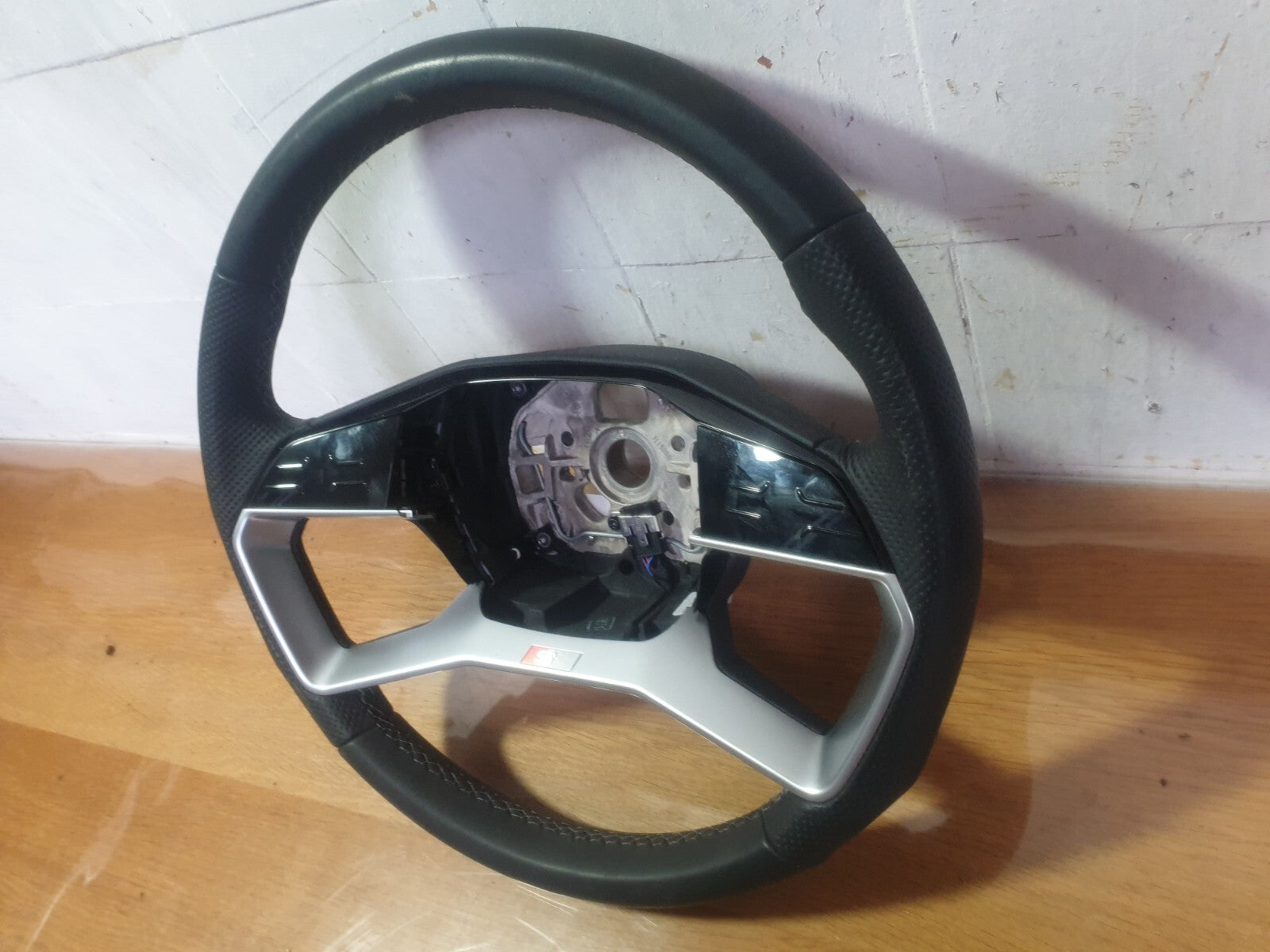 ✅2023 AUDI Q4 E-TRON MULTIFUNCTION LEATHER STEERING WHEEL 89A419091F A206 - Image 3
