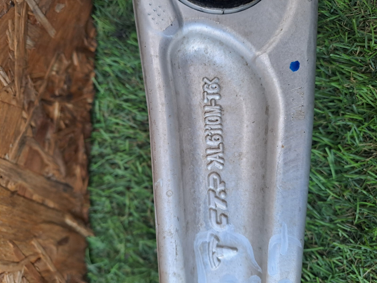 2024 TESLA MODEL 3 LONG FRONT RIGHT LOWER SUSPENSION ARM 1344341-00-B A207 - Image 5
