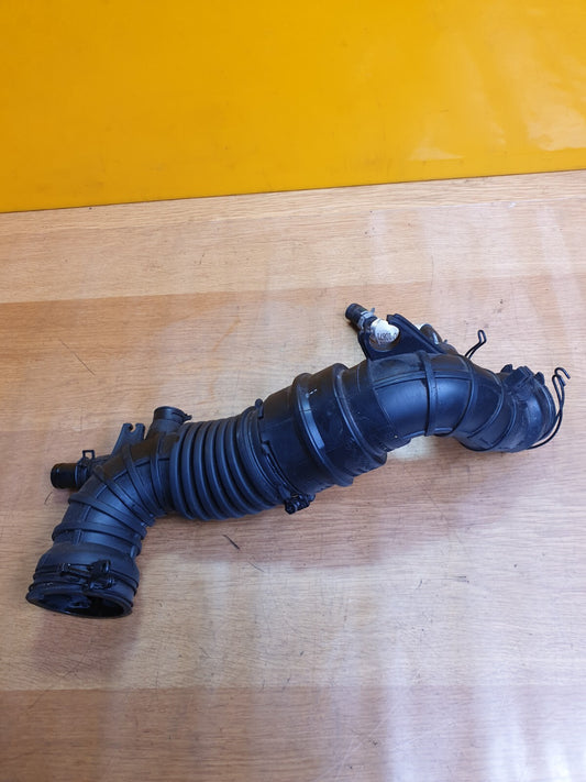 ✅2023 HYUNDAI I20 MK3 AIR INTAKE INLET DUCT PIPE 28138-Q0300 + WARRANTY A180 - Image 1
