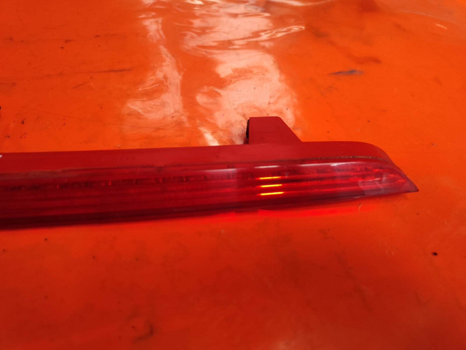 2016 Audi Q5 8R Rear Third Brake Light 8R0945097A Warranty A152 - Image 4