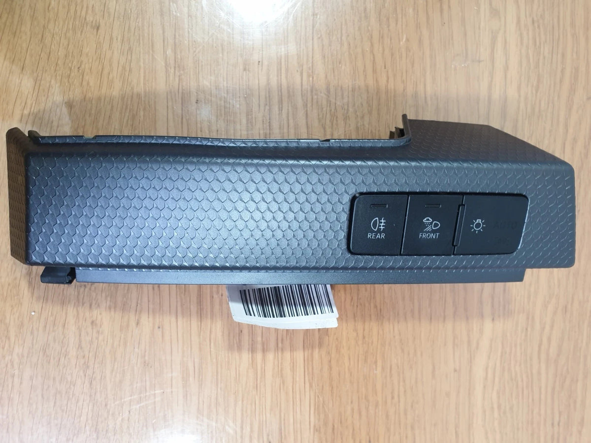 ✅Audi A1 Sport 1.0 Petrol 2020 Fog Light Switch Surround Trim 82C853189 Warranty - Image 2