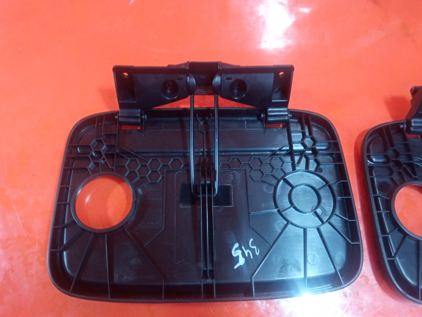 2019 Ford Galaxy MK3 Zetec Picnic Table Tray Pair EM2B-S279B04-ABW Warranty A345 - Image 7
