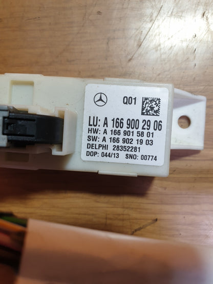 MERCEDES C220 W204 Amg Sport 2013 HEADLIGHT LEVELING CONTROL MODULE A1669002906 - Image 3