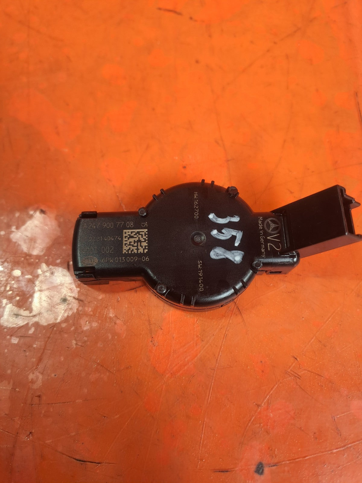 ebay-src:https://i.ebayimg.com/00/s/mtywmfgxmjaw/z/uimaaeswjgvpnvif/$_57.jpg
