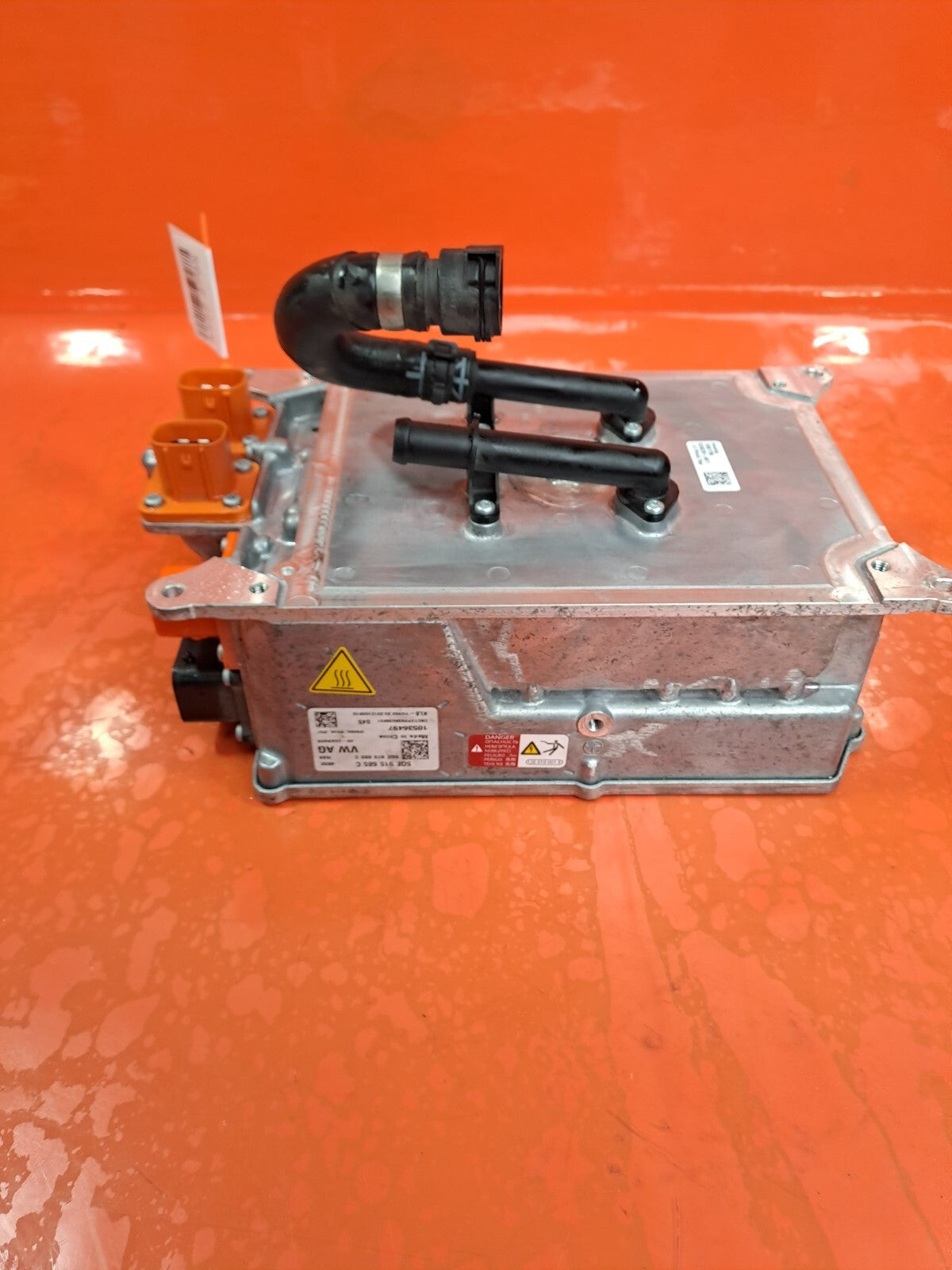 CUPRA LEON VZ2 1.4 PETROL 2023 BATTERY HIGH VOLTAGE CHARGER BOX 5QE915685C A227 - Image 1