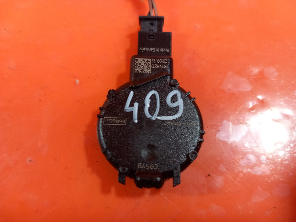 ebay-src:https://i.ebayimg.com/00/s/mtiwmfgxnjaw/z/n4qaaesw7vbq5fje/$_57.jpg