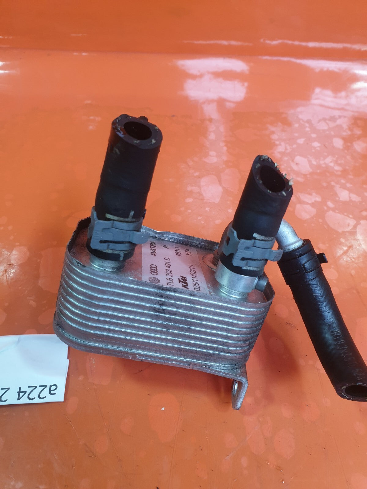 AUDI Q7 S-LINE 3.0 DIESEL 2010 OIL COOLER 7L6203491D Warranty A224 - Image 1
