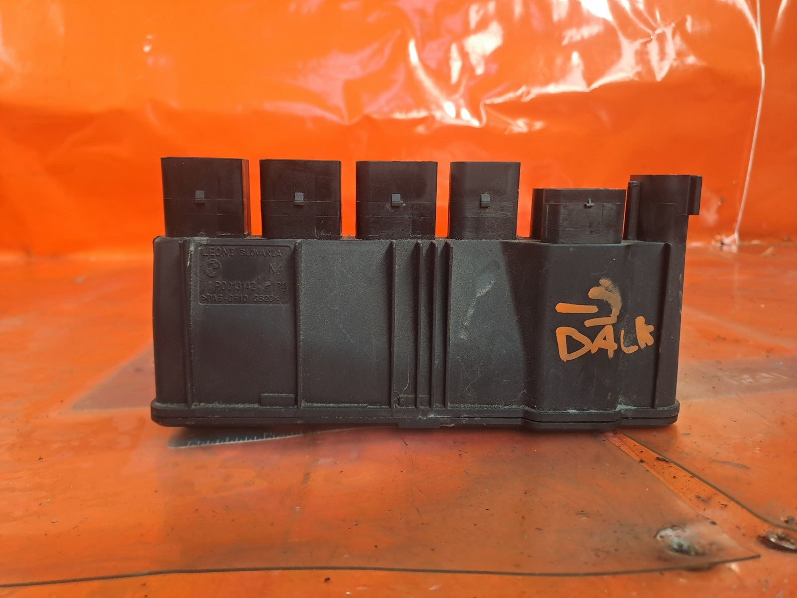 ebay-src:https://i.ebayimg.com/00/s/mtiwmfgxnjaw/z/oluaaeswdxdpjv2d/$_57.jpg