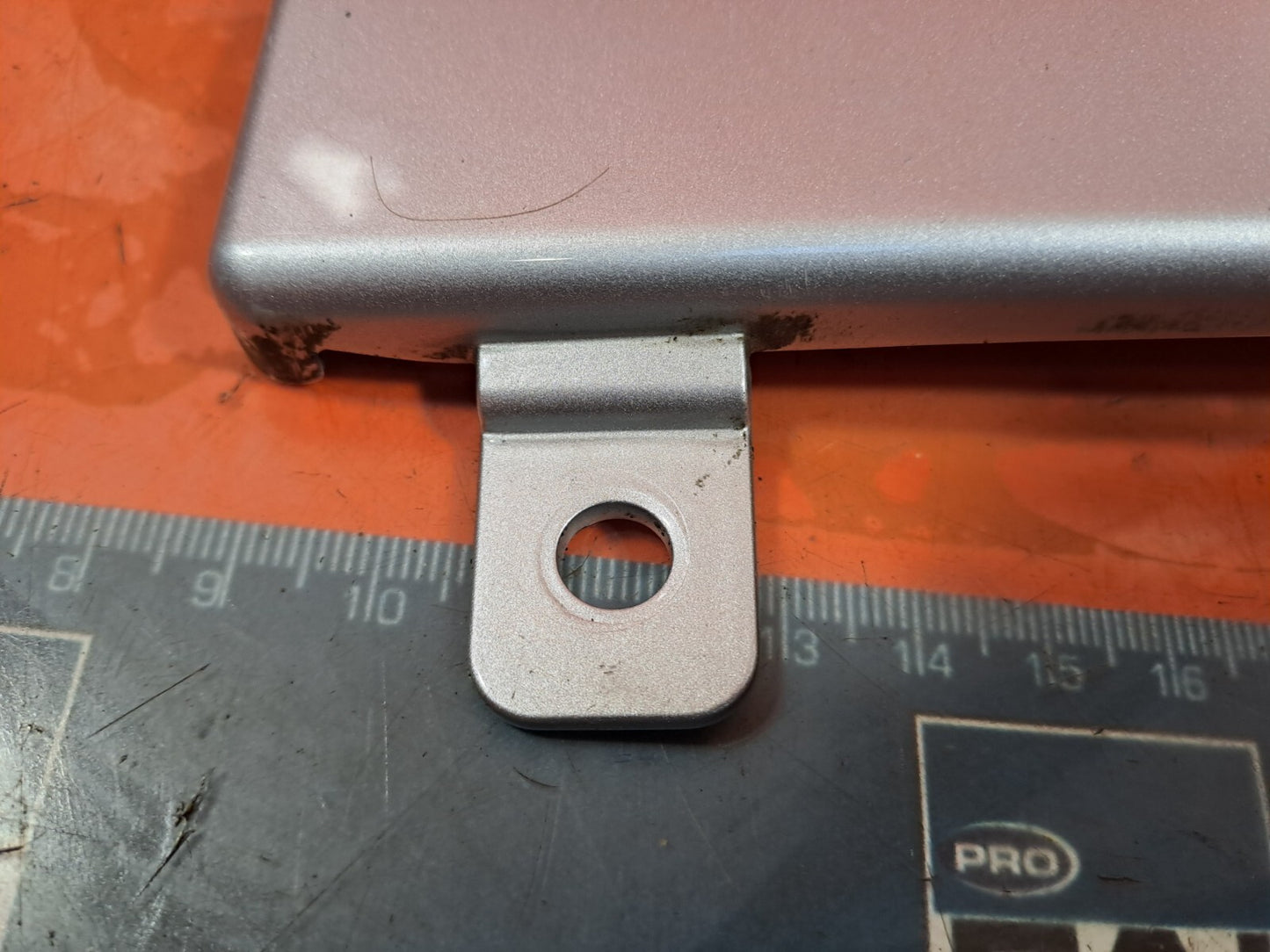 ebay-src:https://i.ebayimg.com/00/s/mtiwmfgxnjaw/z/ogiaaoswf6tnzzq9/$_57.jpg