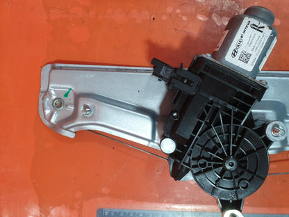 ebay-src:https://i.ebayimg.com/00/s/mtiwmfgxnjaw/z/uhsaaoswgflnwzmw/$_57.jpg