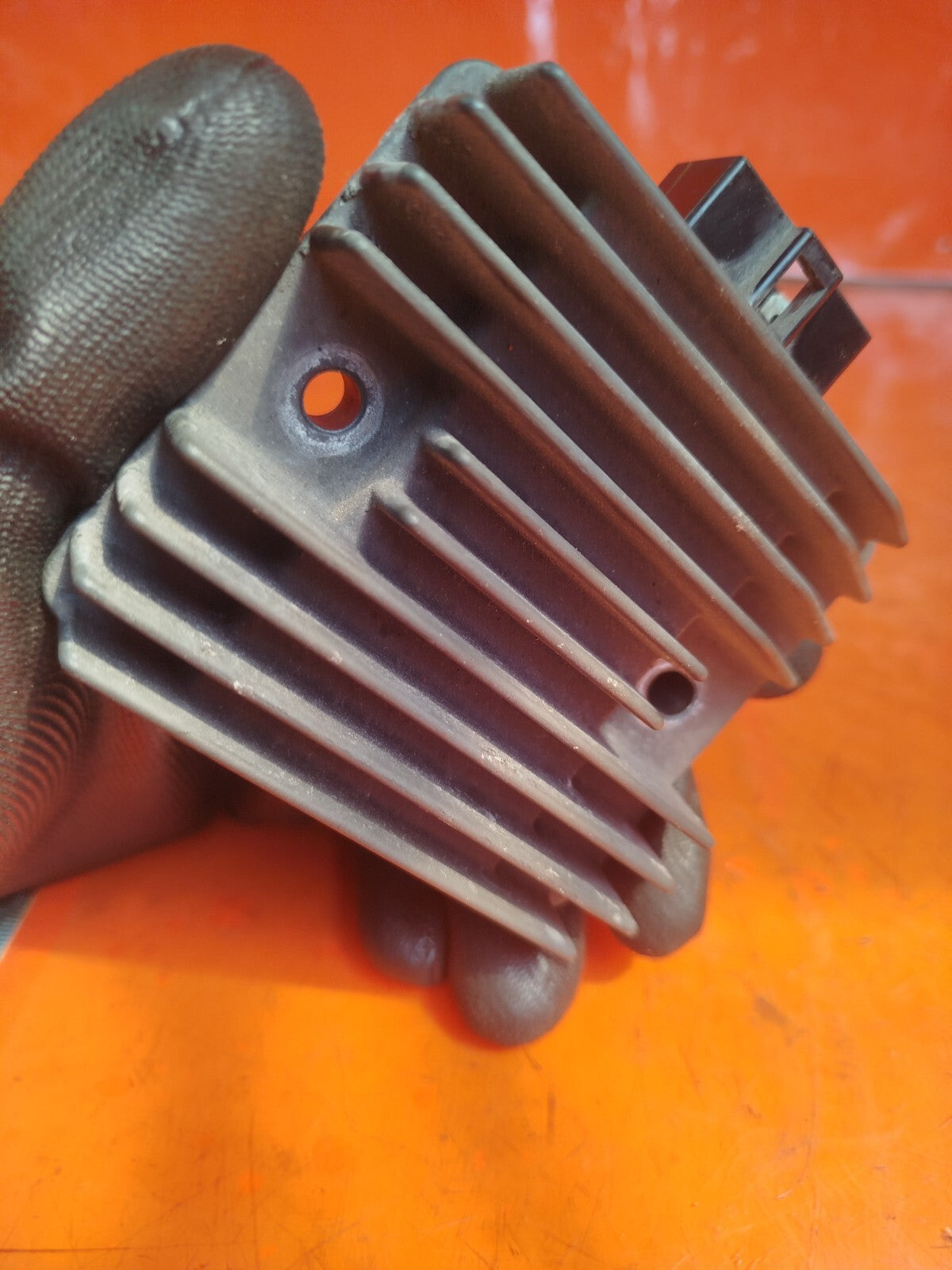 ✅2013 YAMAHA XJ6 F DIVERSION PETROL VOLTAGE REGULATOR SH713AA + WARRANTY A184 - Image 9