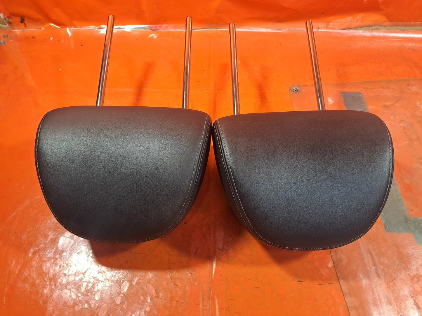 ✅2017 SSANGYONG TIVOLI EX FRONT LEFT & RIGHT HEADREST PAIR + WARRANTY A230 - Image 6